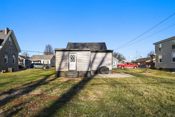 $181,500 | 517 Arch Street, Lawrenceburg, IN 47025