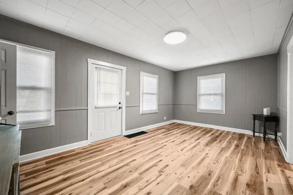 $181,500 | 517 Arch Street, Lawrenceburg, IN 47025