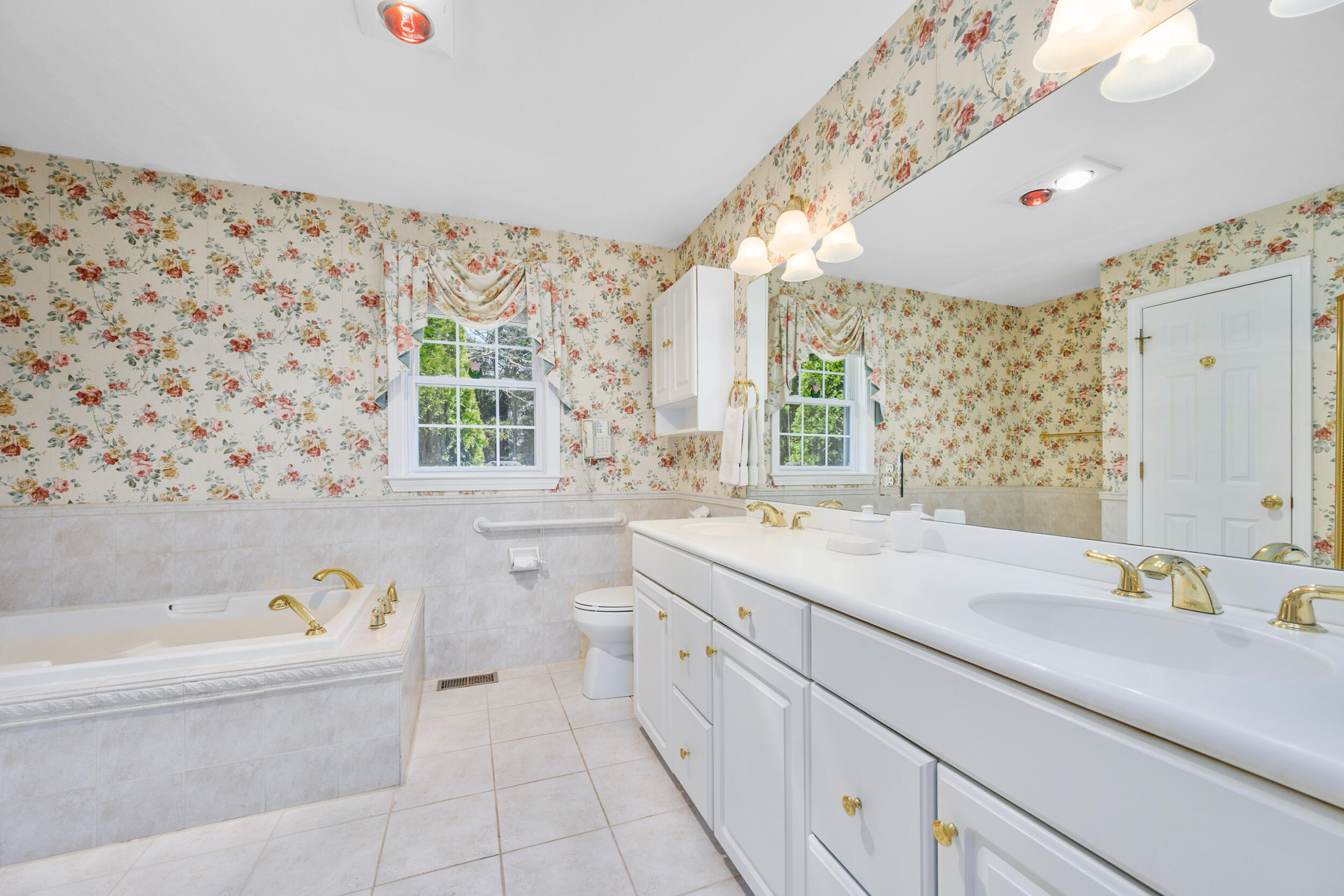 8 Marlboro Road Brewster, MA 02631 - Photo 16 of 36 Primary bath