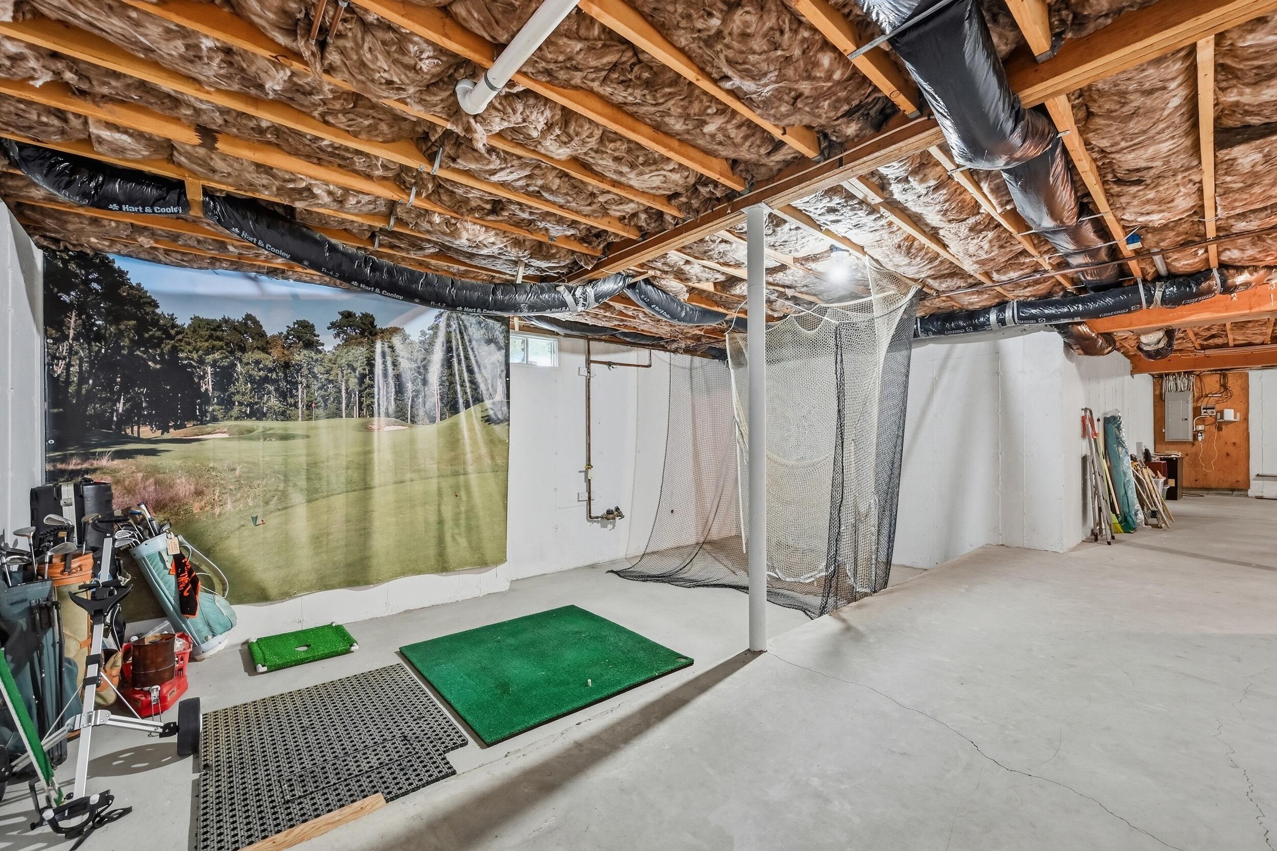 8 Marlboro Road Brewster, MA 02631 - Photo 26 of 36 Inside Golf