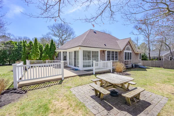 $849,999 | 8 Marlboro Road, Brewster, MA 02631