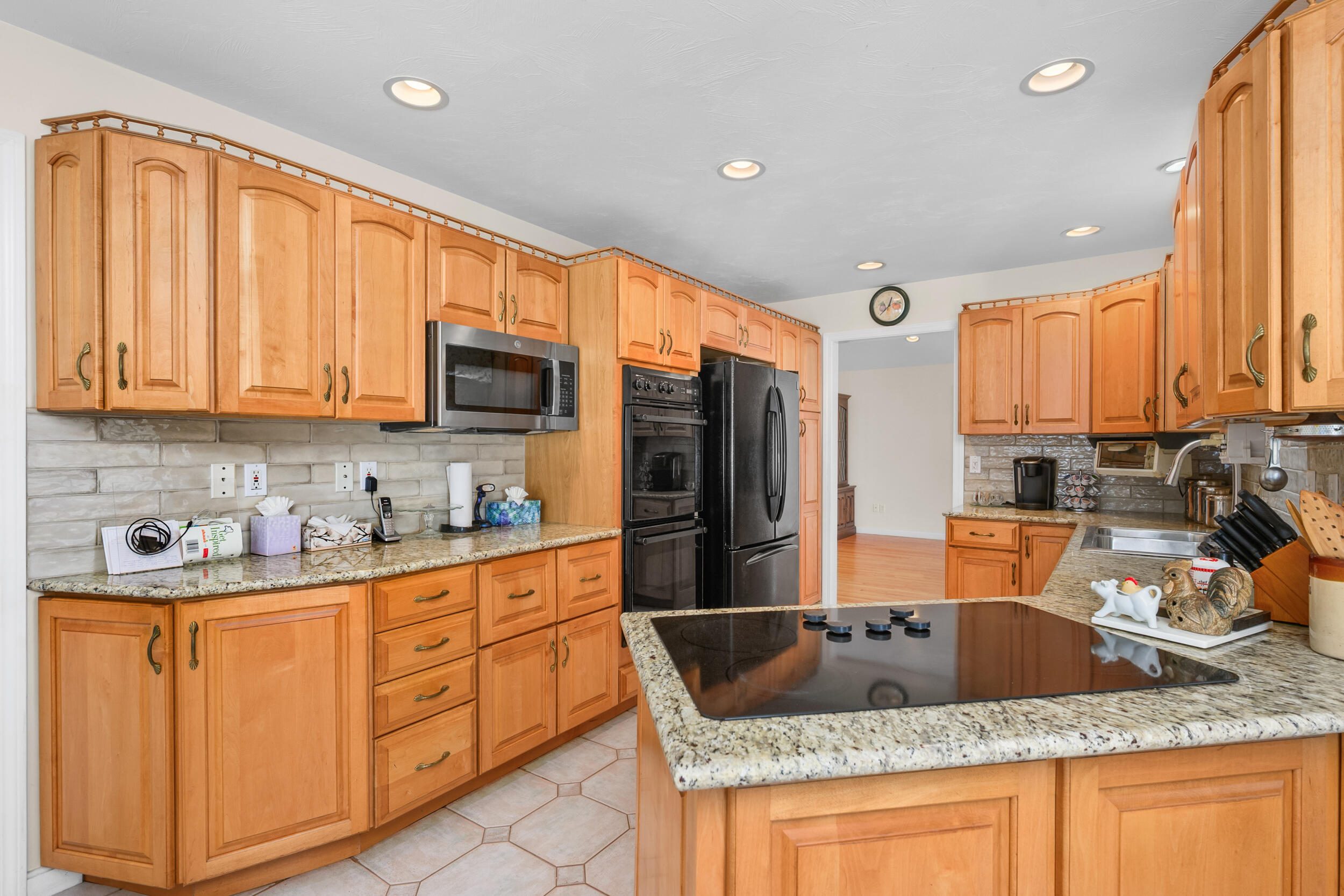 8 Marlboro Road Brewster, MA 02631 - Photo 6 of 36 Kitchen