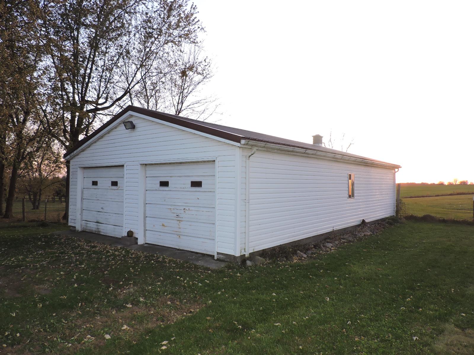 11417 South County Farm Road Silver Lake, IN 46982 - Photo 3 of 15 Gallery Image 3