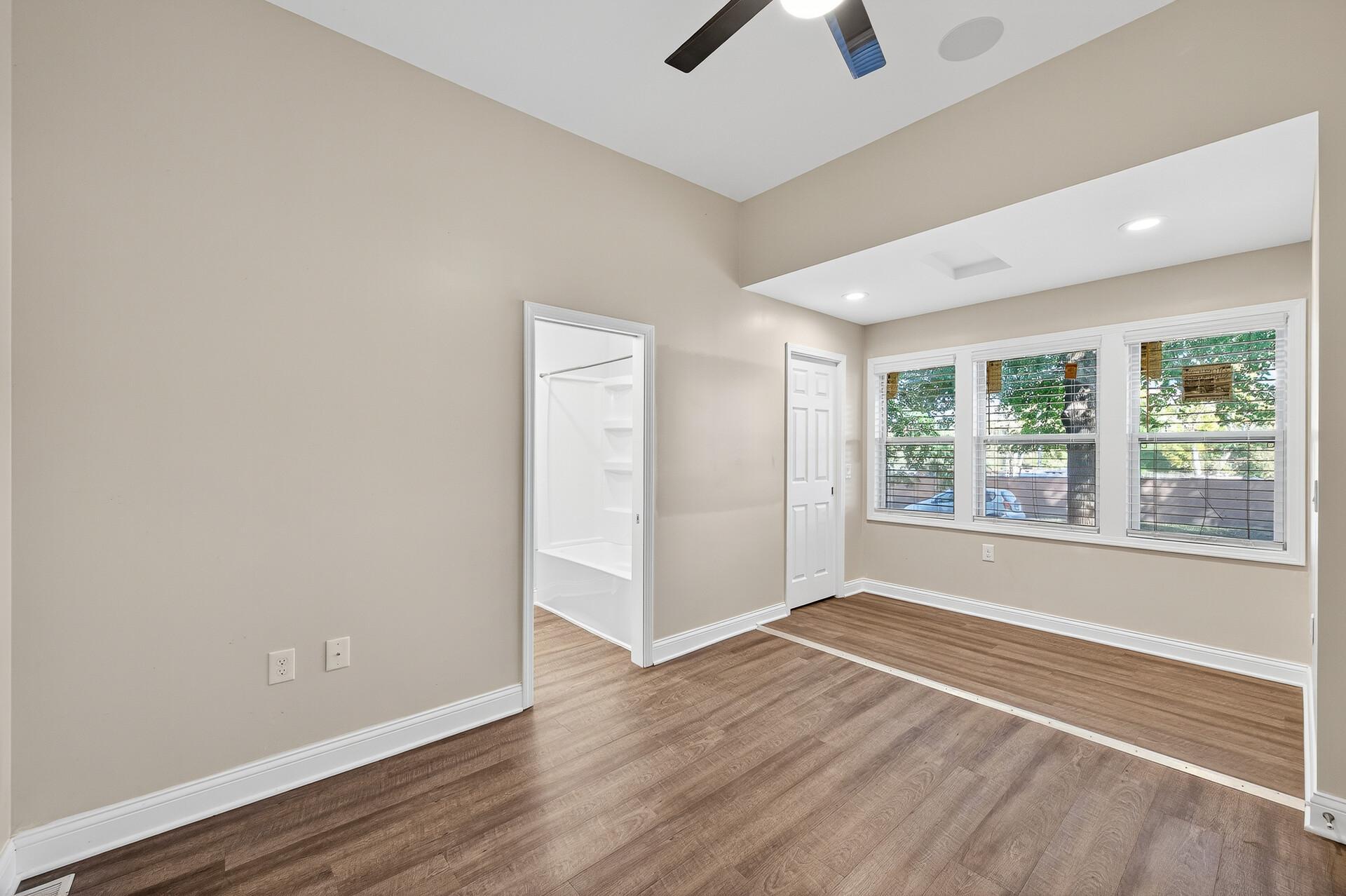 622 Bush Avenue St. Paul, MN 55130 - Photo 11 of 31