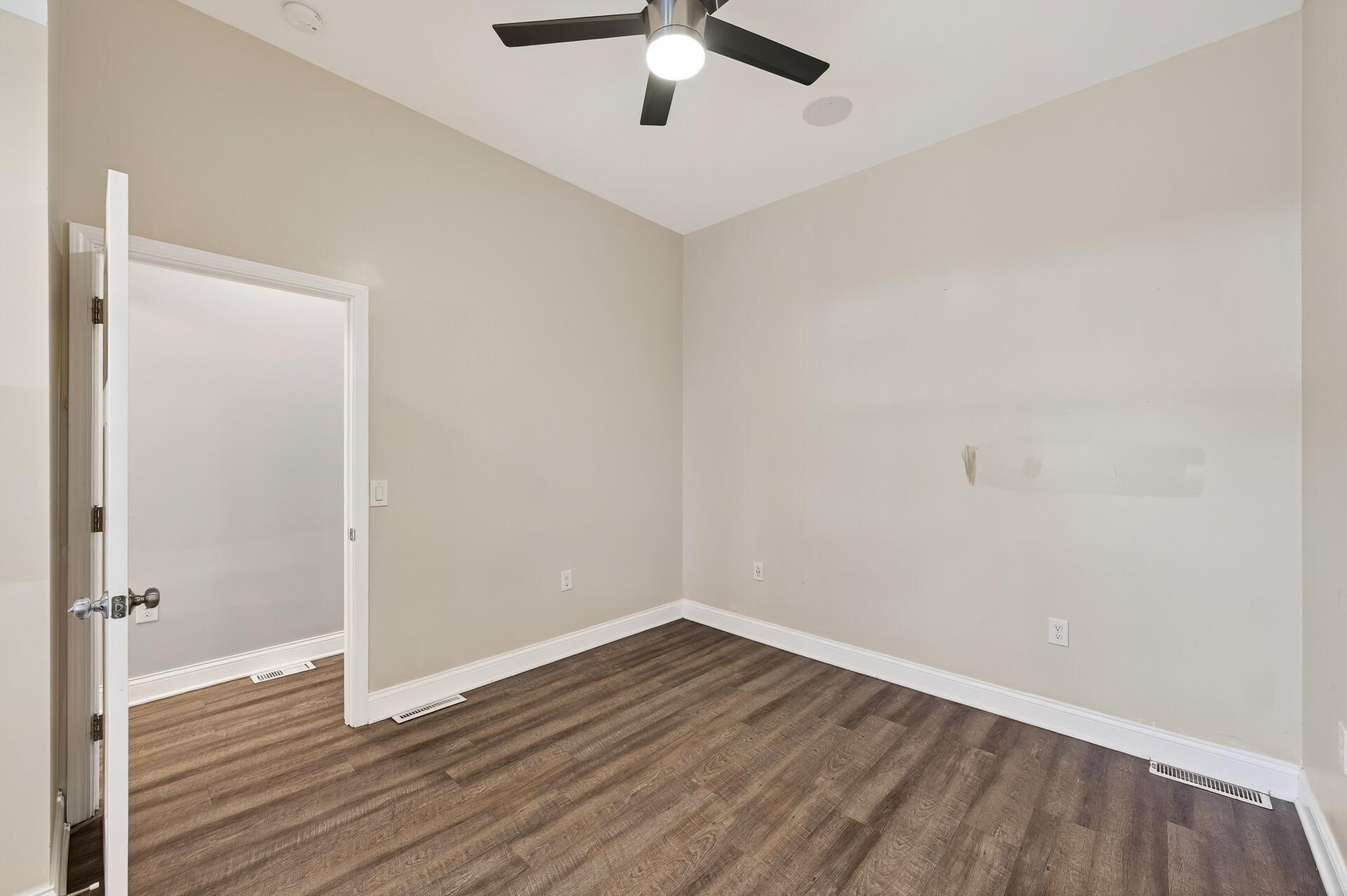 622 Bush Avenue St. Paul, MN 55130 - Photo 12 of 31