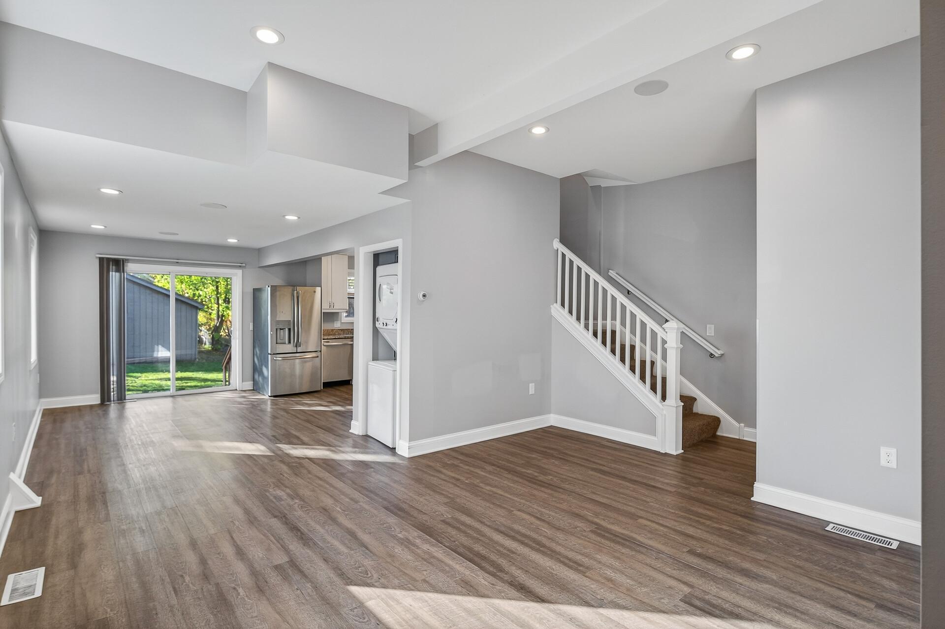 622 Bush Avenue St. Paul, MN 55130 - Photo 4 of 31