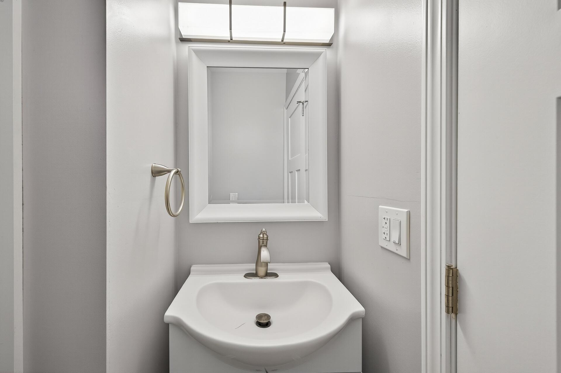 622 Bush Avenue St. Paul, MN 55130 - Photo 10 of 31