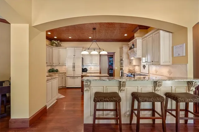 $1,500,000 | 2102 Highway 36, Wathena, KS 66090