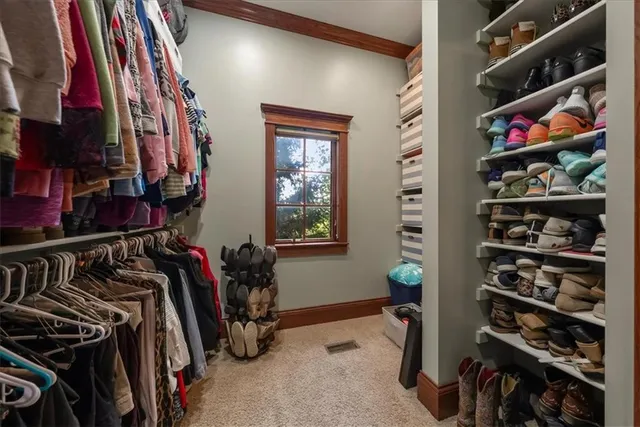 $1,500,000 | 2102 Highway 36, Wathena, KS 66090