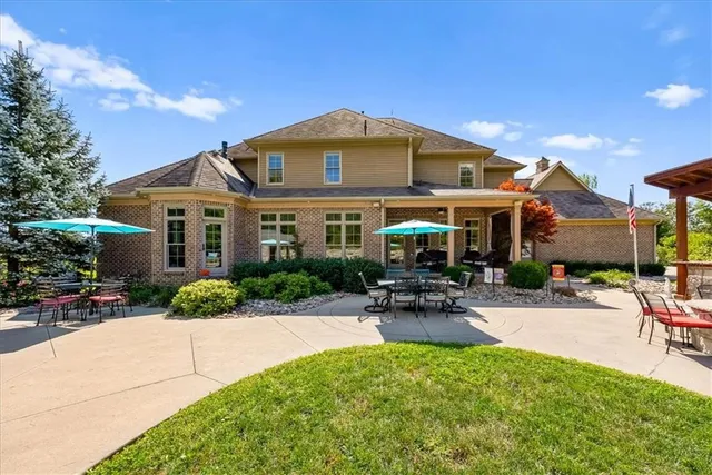 $1,500,000 | 2102 Highway 36, Wathena, KS 66090