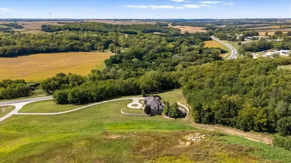 $1,500,000 | 2102 Highway 36, Wathena, KS 66090