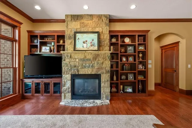 $1,500,000 | 2102 Highway 36, Wathena, KS 66090