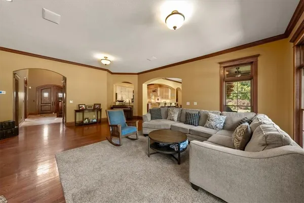 $1,500,000 | 2102 Highway 36, Wathena, KS 66090