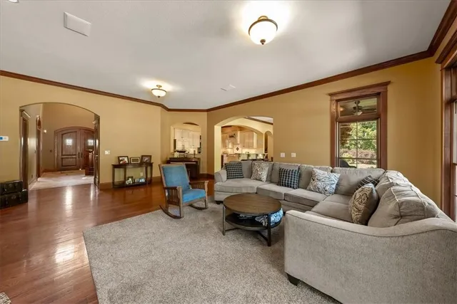 $1,500,000 | 2102 Highway 36, Wathena, KS 66090