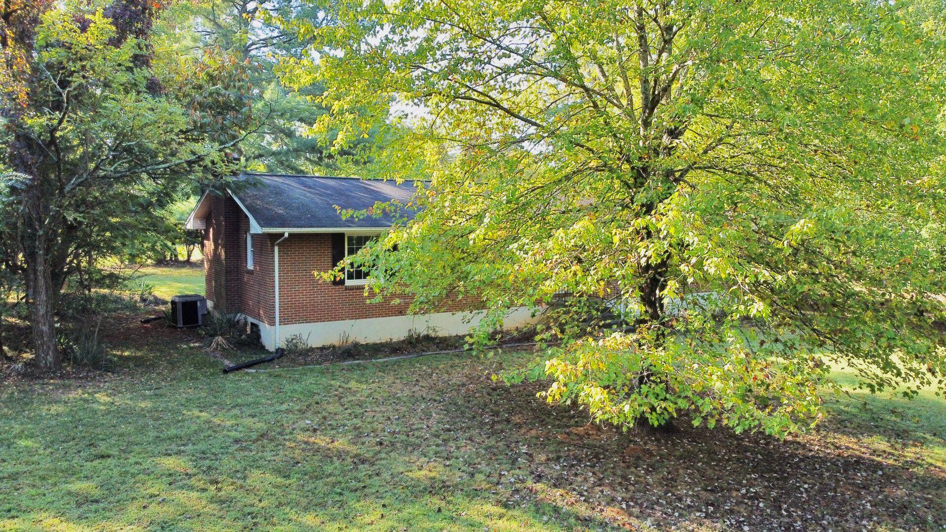 1305 Pine Spur Road Vinton, VA 24179 - Photo 30 of 38 72