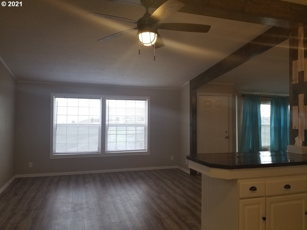 3321 Sandlin Road The Dalles, OR 97058 - Photo 4 of 25 Gallery Image 4