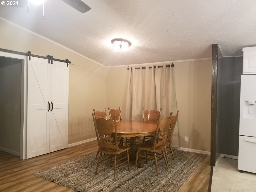 3321 Sandlin Road The Dalles, OR 97058 - Photo 10 of 25 Gallery Image 10