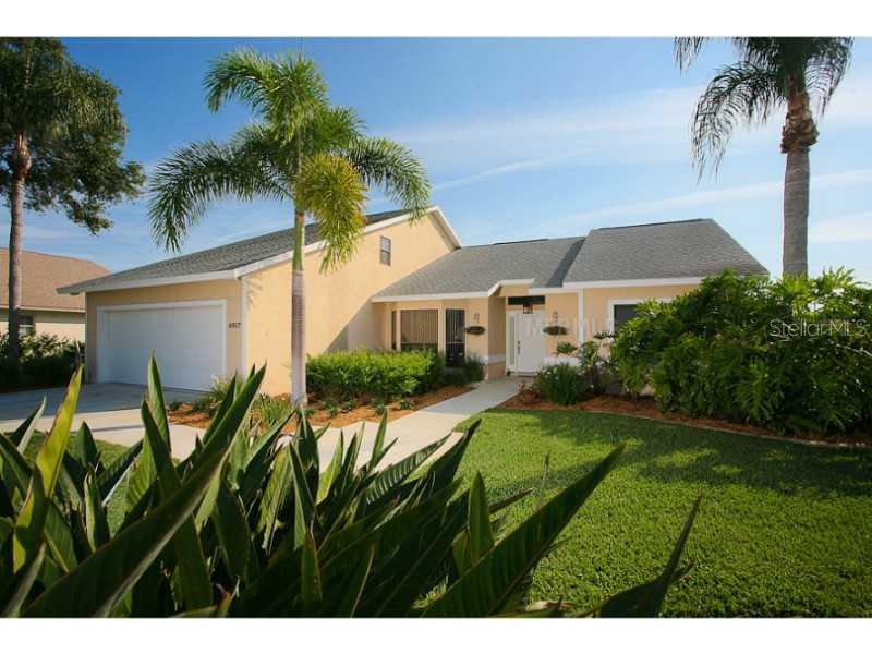 6907 Ranch Road Sarasota, FL 34243 - Photo 1 of 1 Exterior Front