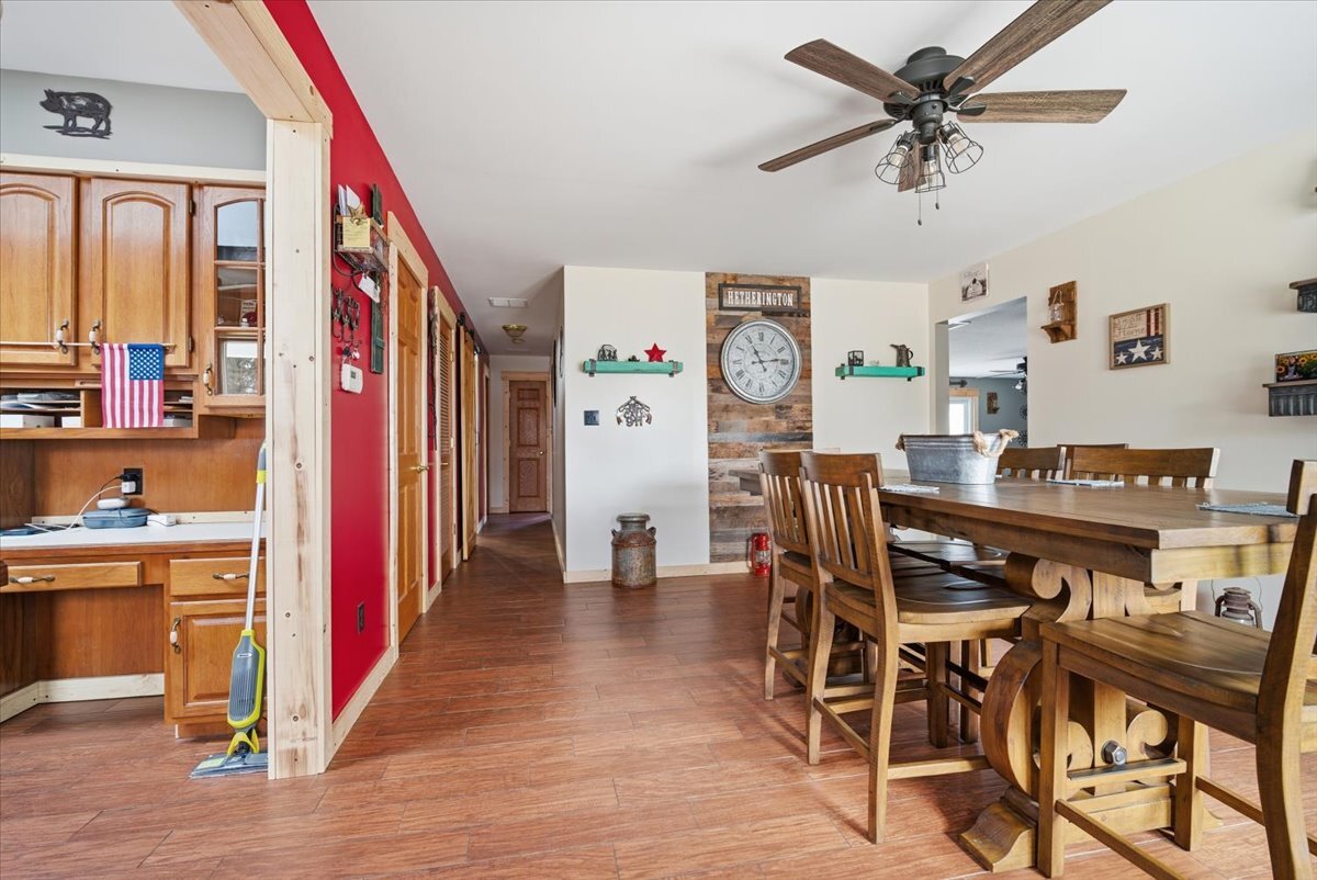 709 East Meade Street Pontiac, IL 61764 - Photo 9 of 38