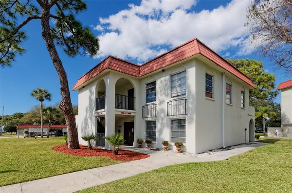 $2,600 | 2700 Bayshore Boulevard, Unit 11307, Dunedin, FL 34698