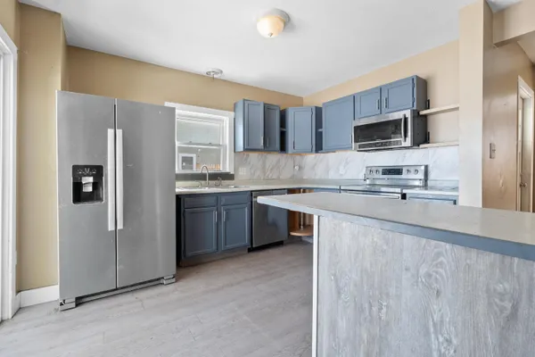 $369,900 | 14 Artillery Lane, Unit A, Nashua, NH 03064