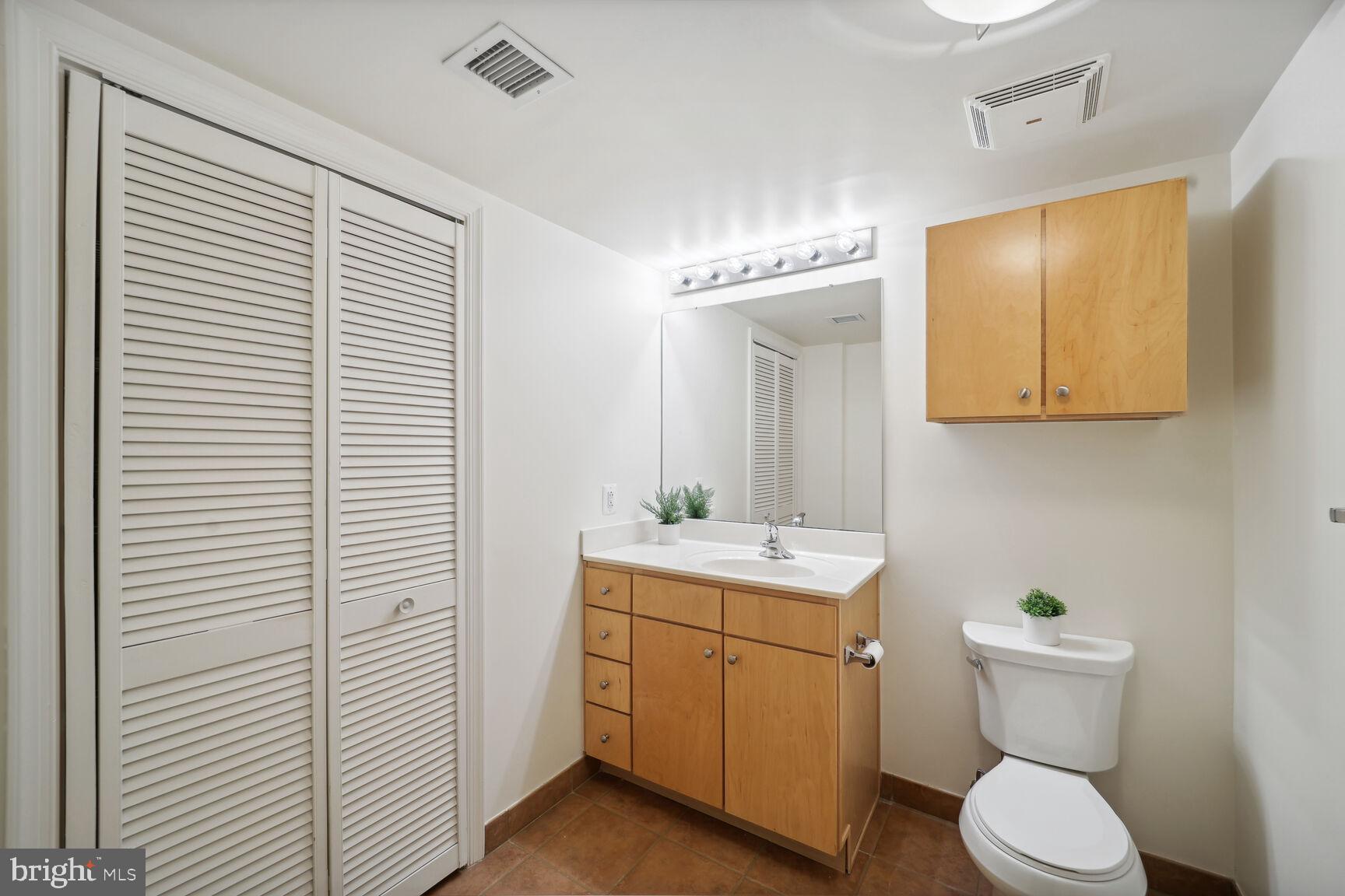 616 E Street Northwest, Unit 312 Washington, DC 20004 - Photo 11 of 26