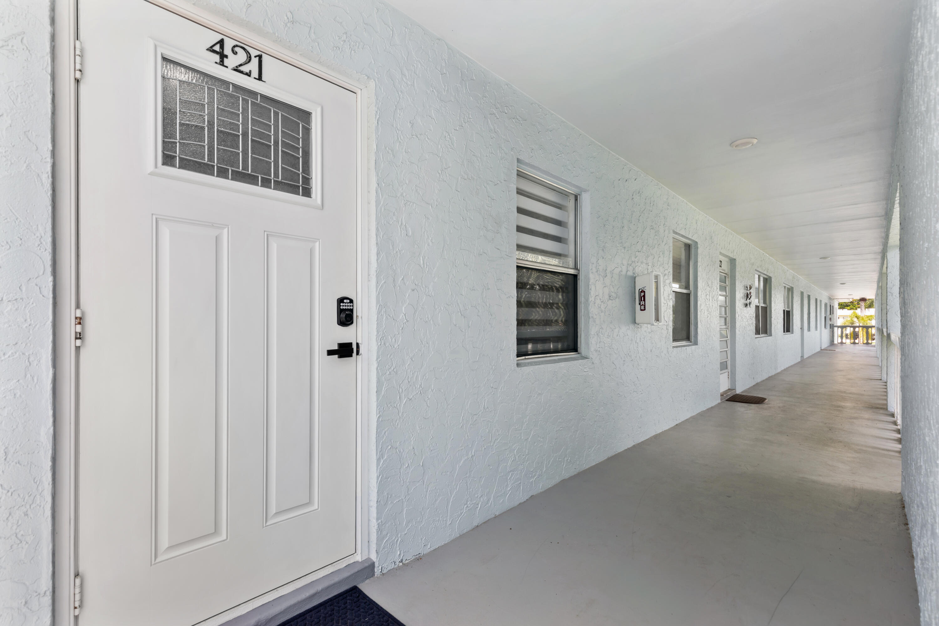 9780 Marina Boulevard, Unit 421 Boca Raton, FL 33428 - Photo 34 of 40 1I6A9361