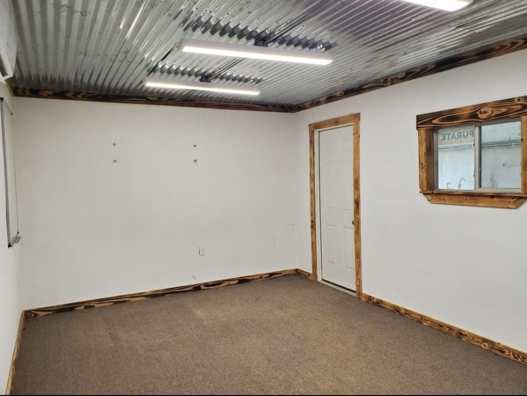 29363 Riley Road Waller, TX 77484 - Photo 30 of 31 Interior room in metal shop.