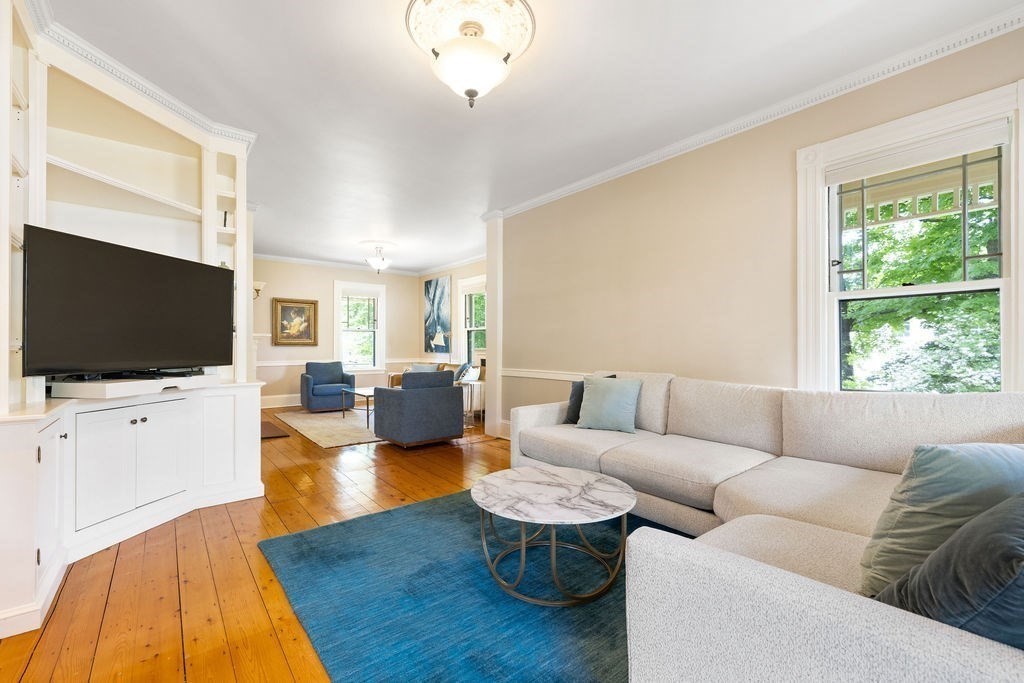 9 Spring Hill Road Boston, MA 02136 - Photo 20 of 32