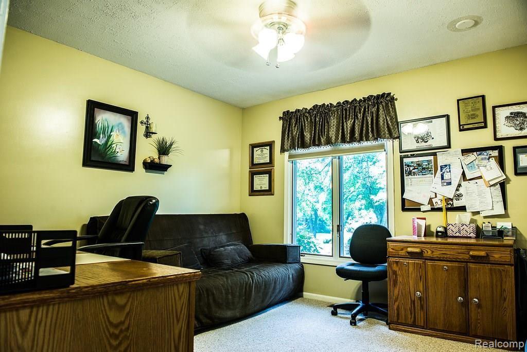 7630 Holcomb Road Clarkston, MI 48348 - Photo 12 of 41 Bedroom two being used as office
