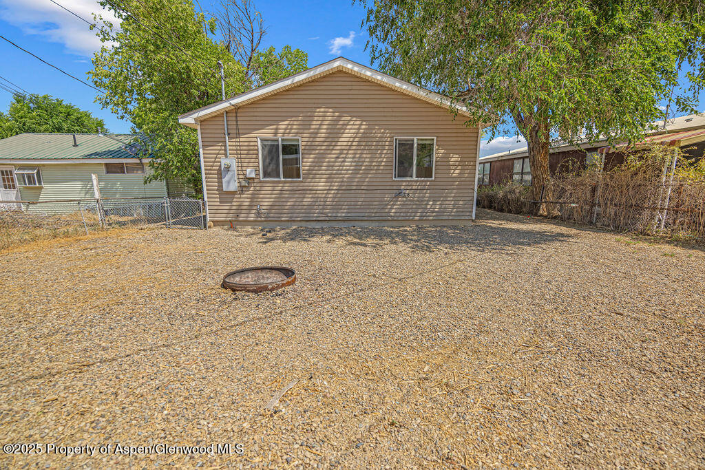 627 Lake Street Rangely, CO 81648 - Photo 39 of 44 a backyard of a house