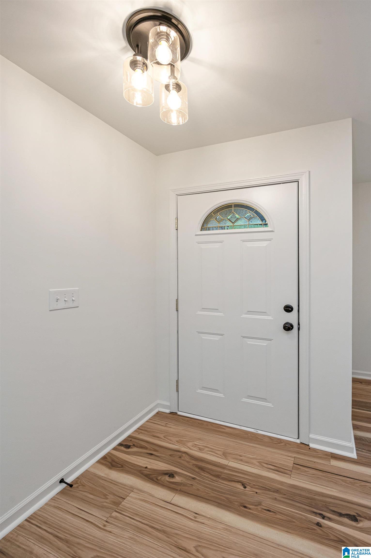 204 4th Way Pleasant Grove, AL 35127 - Photo 4 of 38
