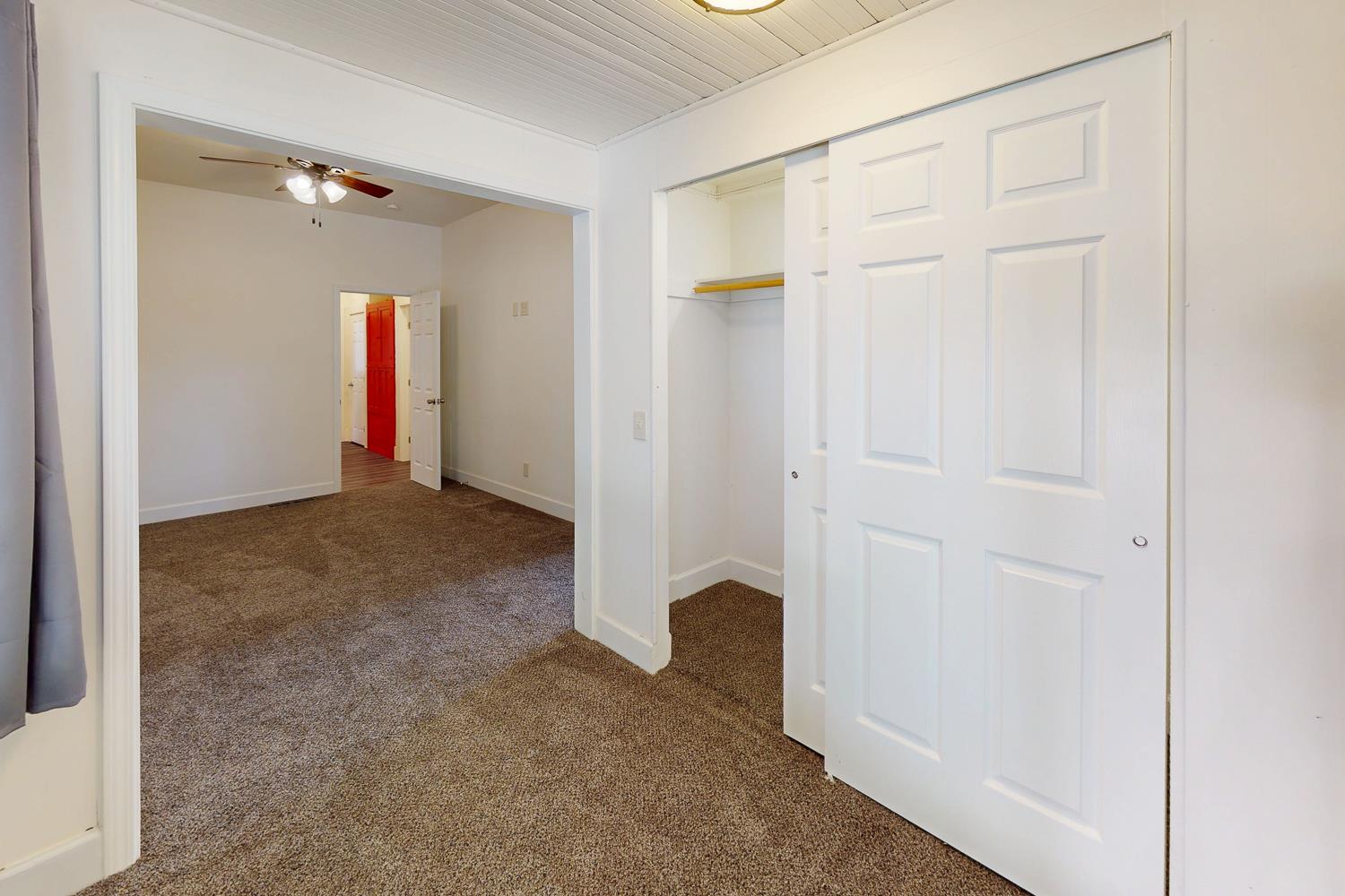 1585 Sycamore Street Gridley, CA 95948 - Photo 27 of 69 an empty room with closet