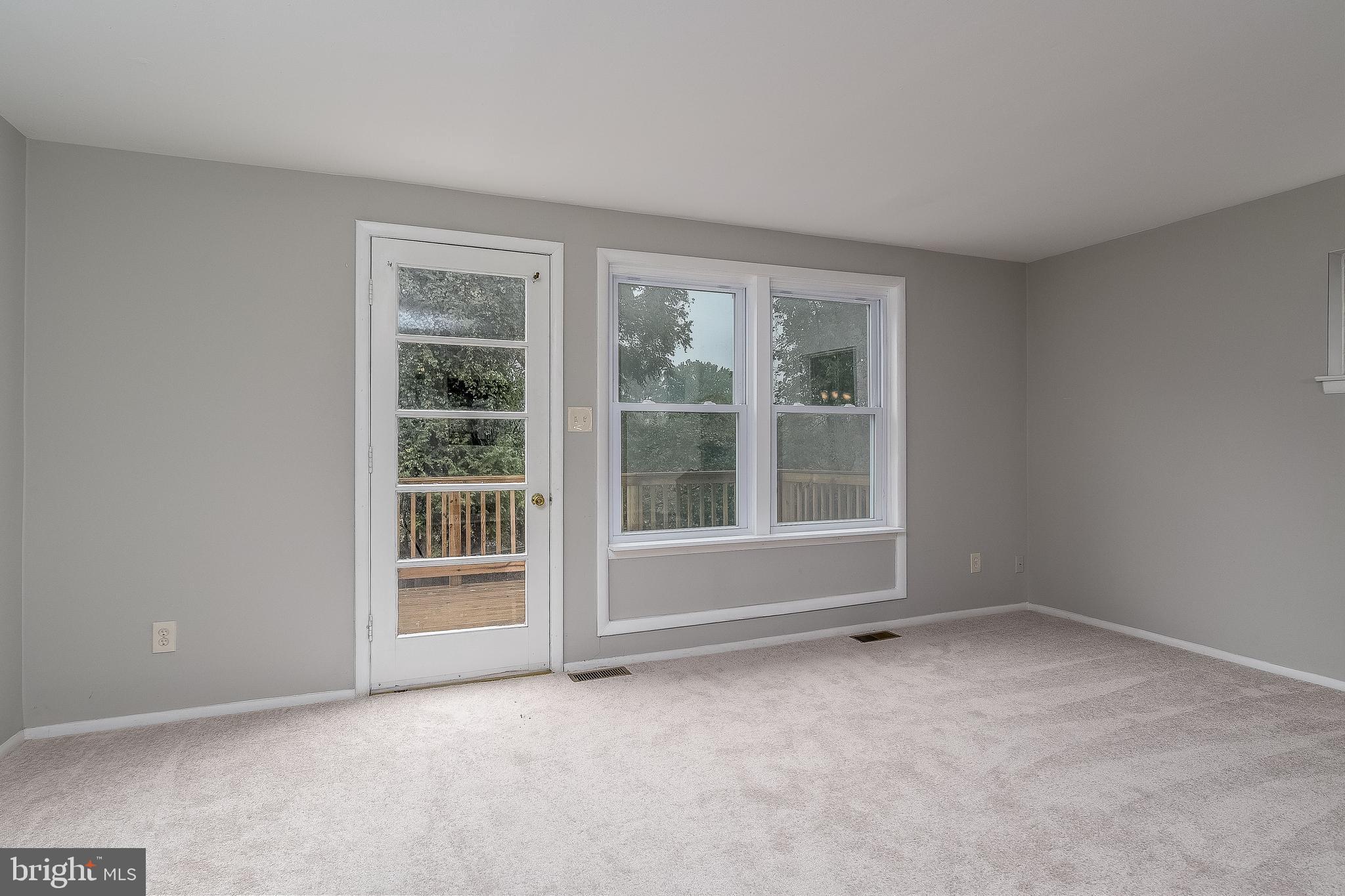 1733 Langford Road Baltimore, MD 21207 - Photo 3 of 30 Family Room