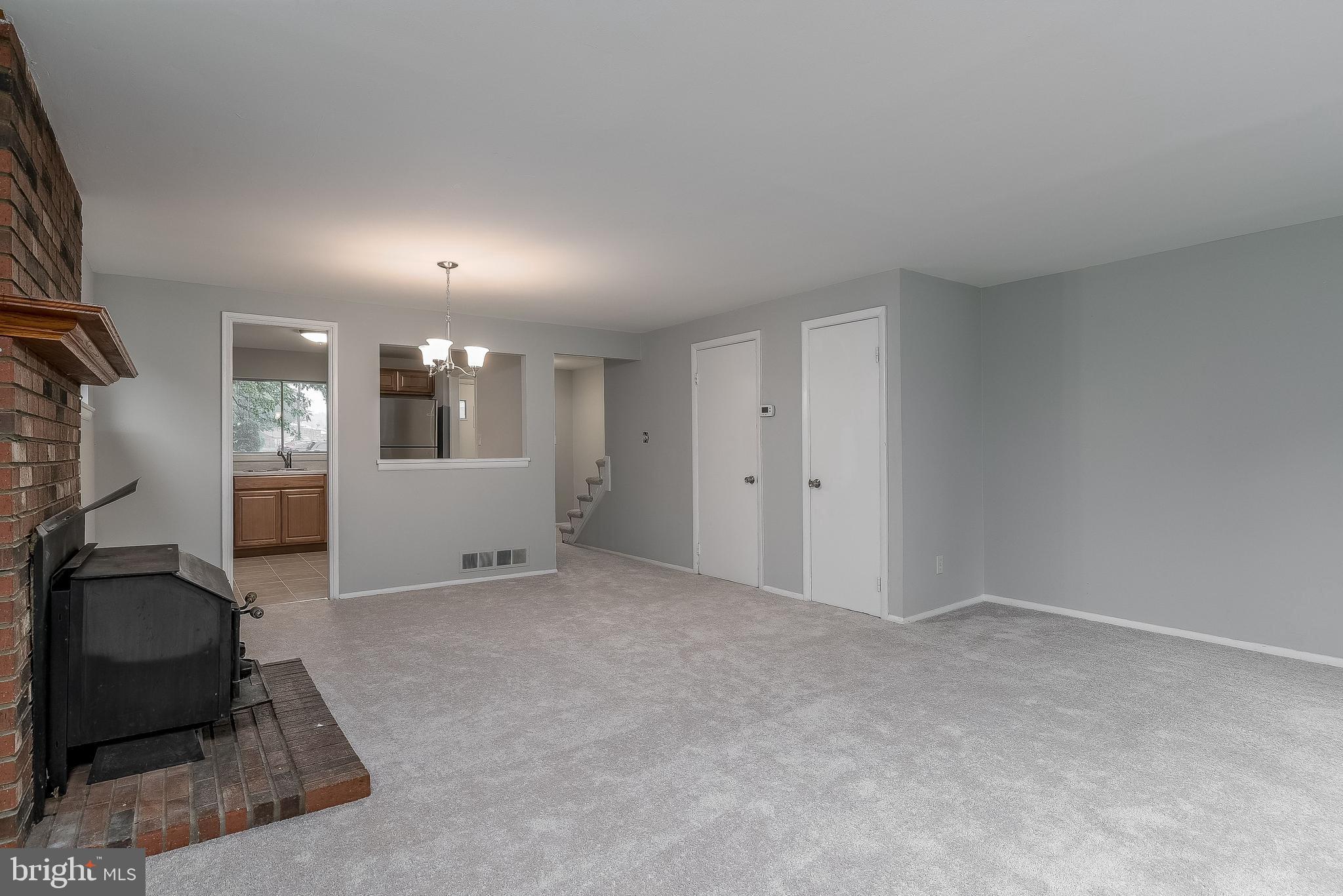 1733 Langford Road Baltimore, MD 21207 - Photo 7 of 30 Family Room