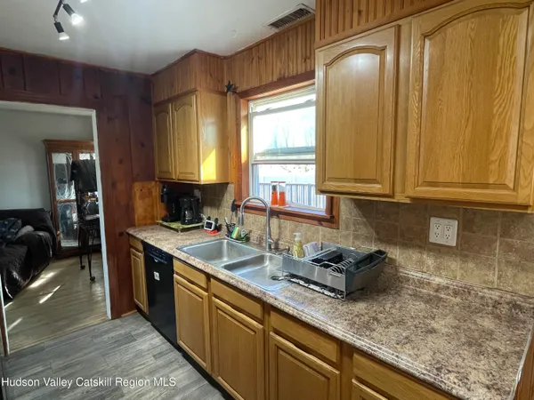 $379,900 | 459 Mountain View Avenue, Hurley, NY 12443