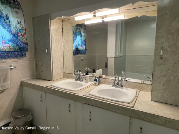 $379,900 | 459 Mountain View Avenue, Hurley, NY 12443