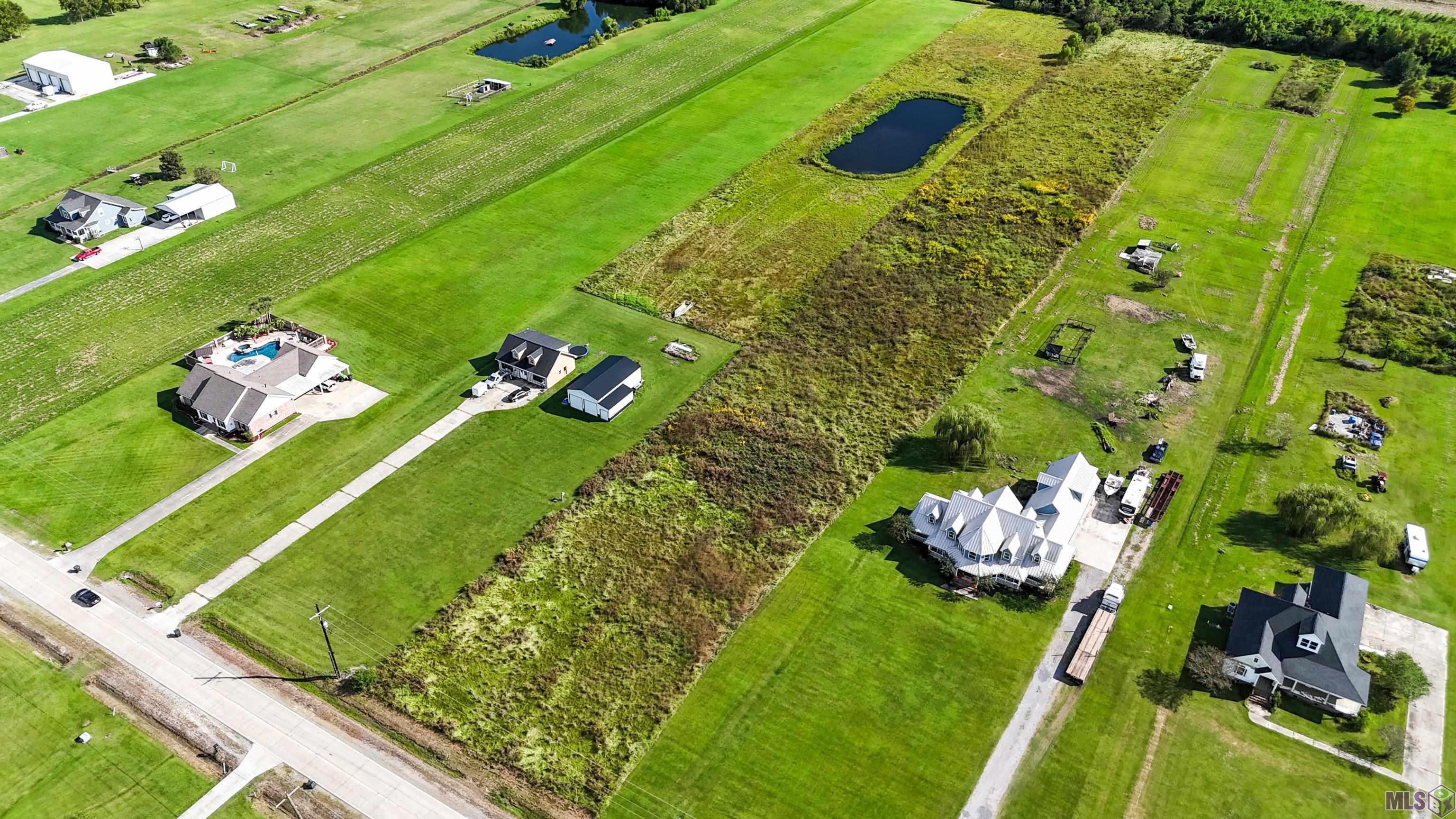 764 East Woodlawn Ranch Road Houma, LA 70363 - Photo 5 of 10