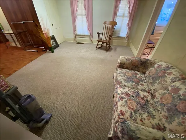 $149,000 | 482 East Walnut Street, Nashville, IL 62263