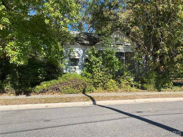 $149,000 | 482 East Walnut Street, Nashville, IL 62263