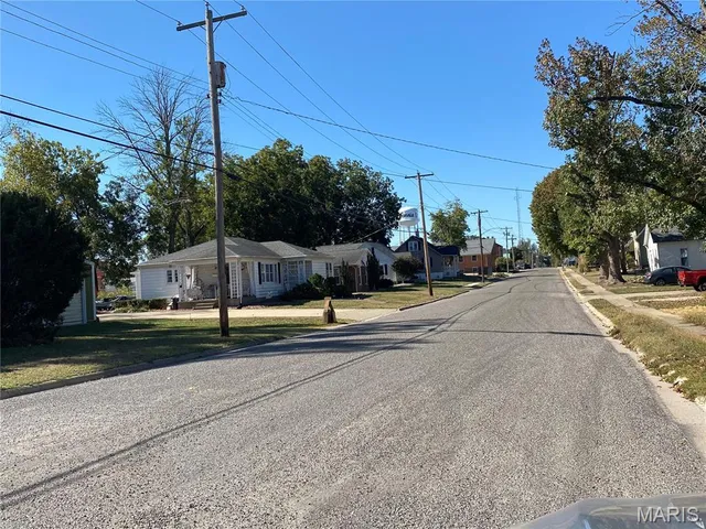 $167,000 | 482 East Walnut Street, Nashville, IL 62263