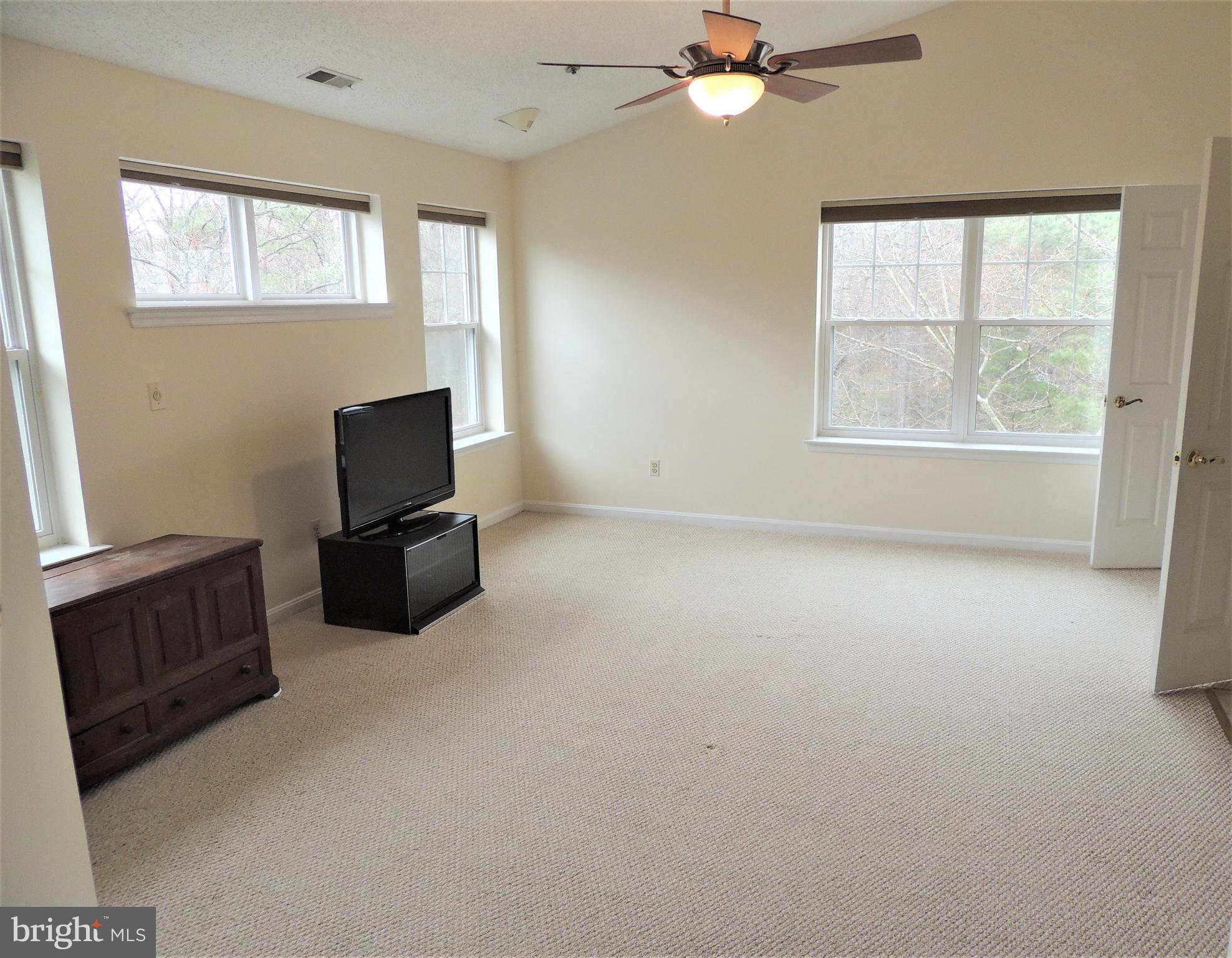 136 Square Rigger Way Solomons, MD 20688 - Photo 17 of 36 Owners Suite