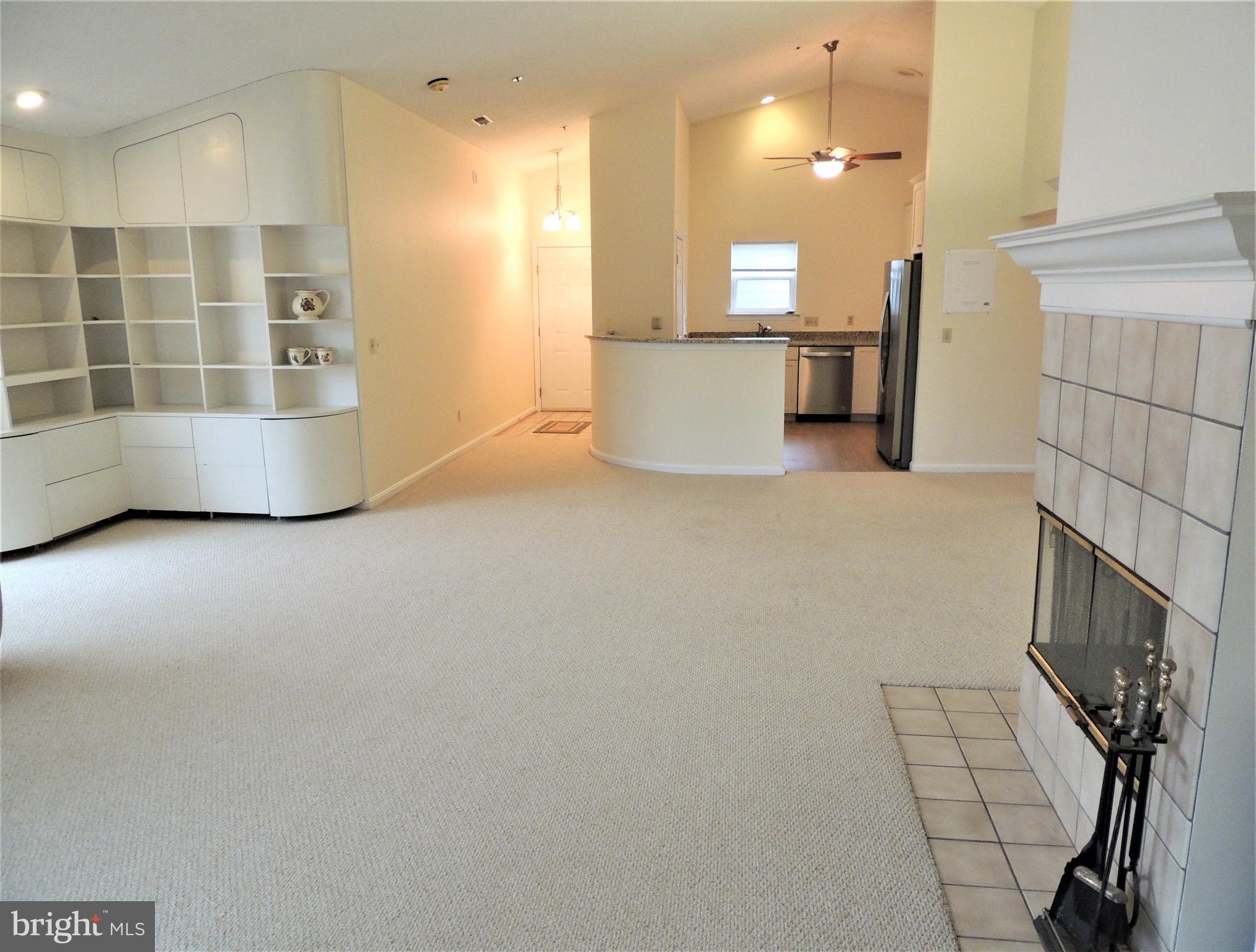 136 Square Rigger Way Solomons, MD 20688 - Photo 10 of 36 Main living area with builtins