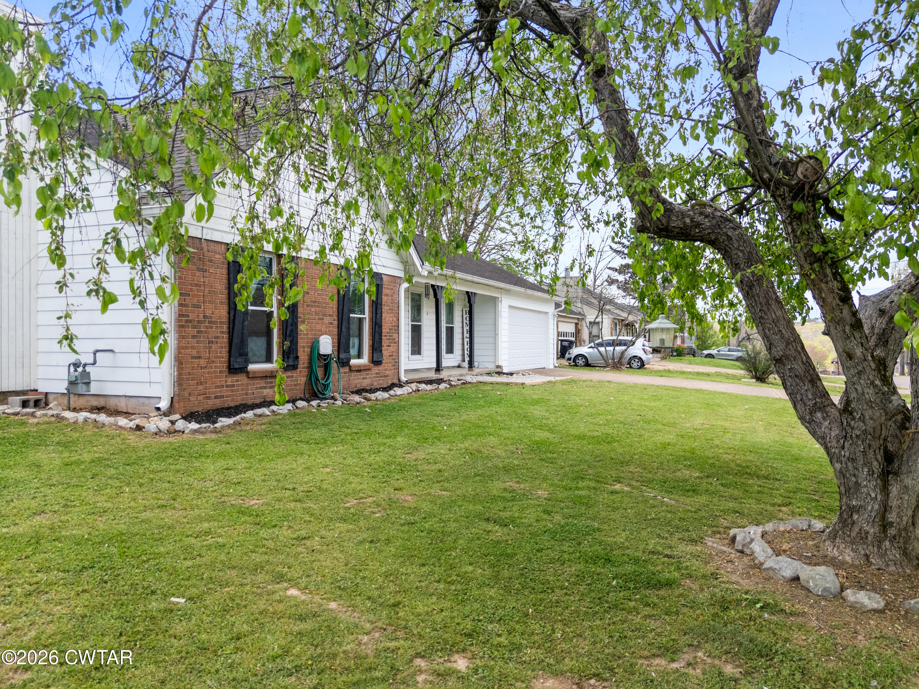 35 McGee Loop Jackson, TN 38305 - Photo 6 of 40 DJI_20260331125817_0504_D