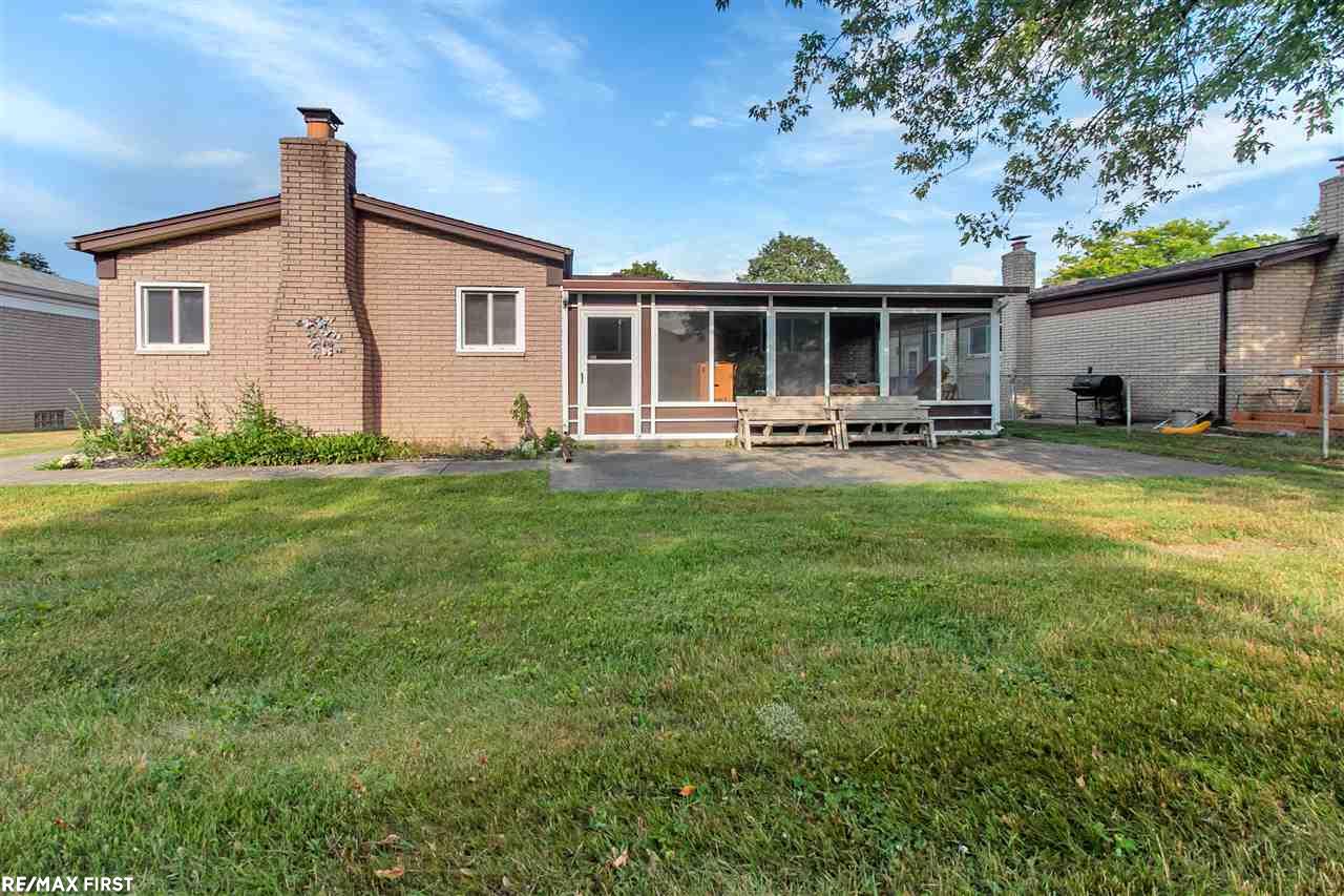 35501 Shell Drive Sterling Heights, MI 48310 - Photo 4 of 30