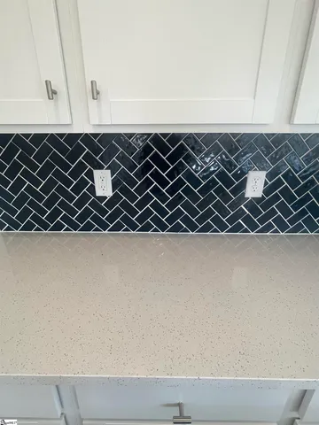 $324,900 | 19 Gateway Drive, Central, SC 29630