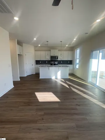 $324,900 | 19 Gateway Drive, Central, SC 29630