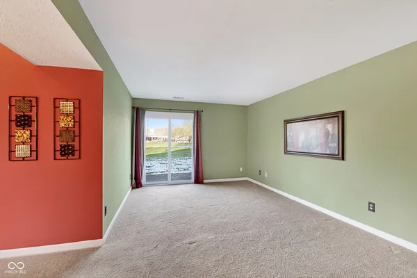 $210,000 | 7538 Castleton Farms N Drive, Indianapolis, IN 46256