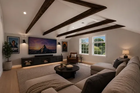 $1,999,000 | 64 Pleasant Street, Unit B, Marblehead, MA 01945