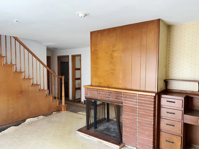 $100,000 | 44 Strasma W Drive, Kankakee, IL 60901